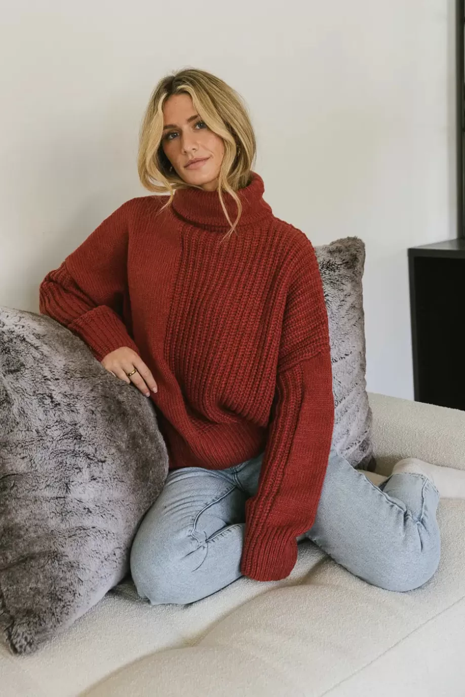 Hot Catherine Turtleneck Sweater in SWEATERS | SWEATERS