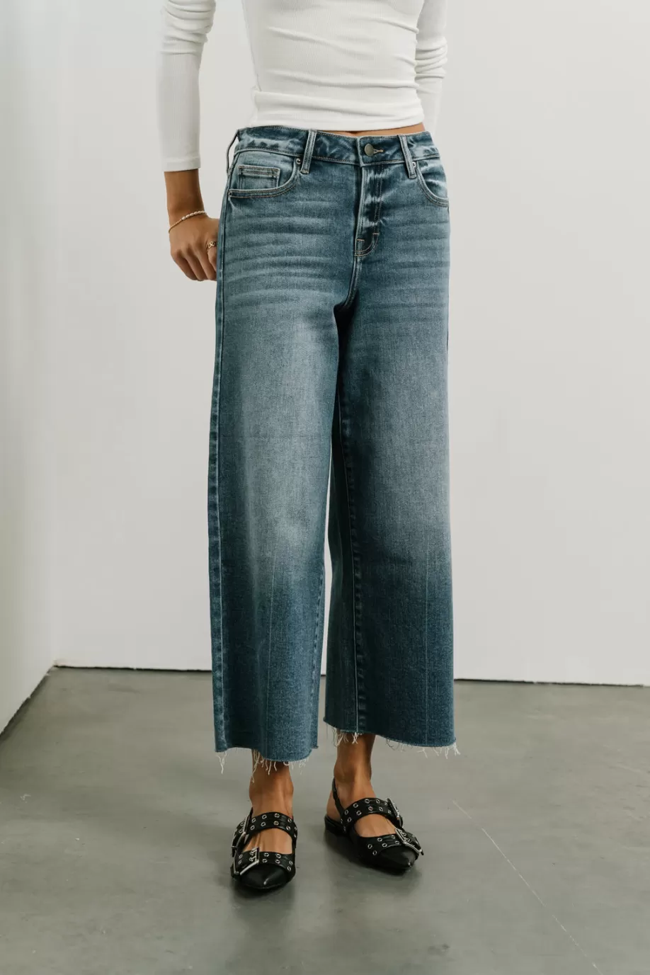 Best Colette Wide Leg Jeans in Medium Wash DENIM