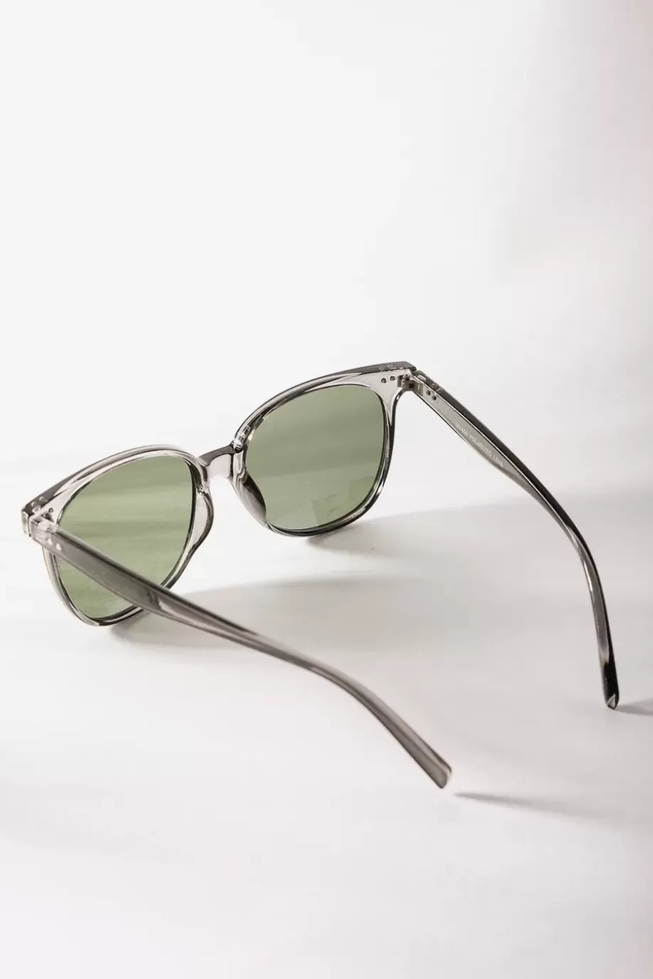 Outlet Deon Sunglasses in SUNGLASSES