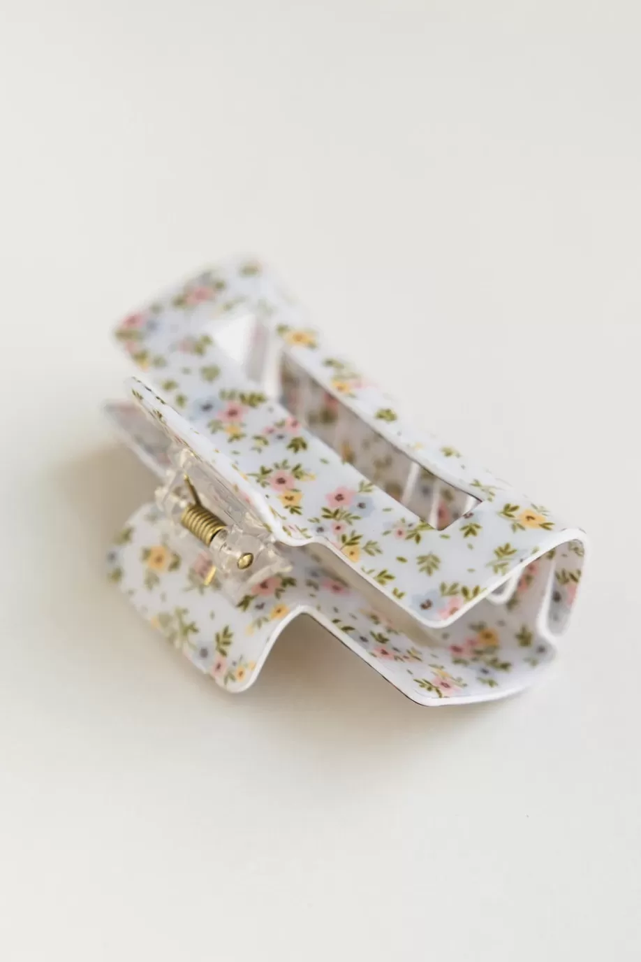 Discount Floral Rectangle Claw Clip in HAIR ACCESSORIES | HAIR ACCESSORIES