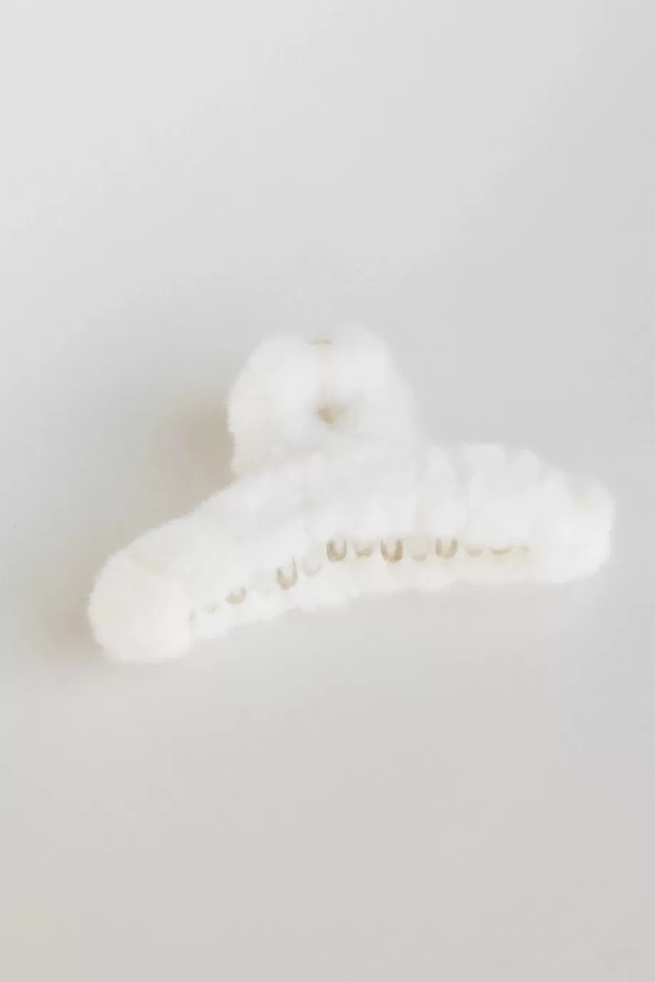 Outlet Fuzzy Claw Clip in HAIR ACCESSORIES | HAIR ACCESSORIES