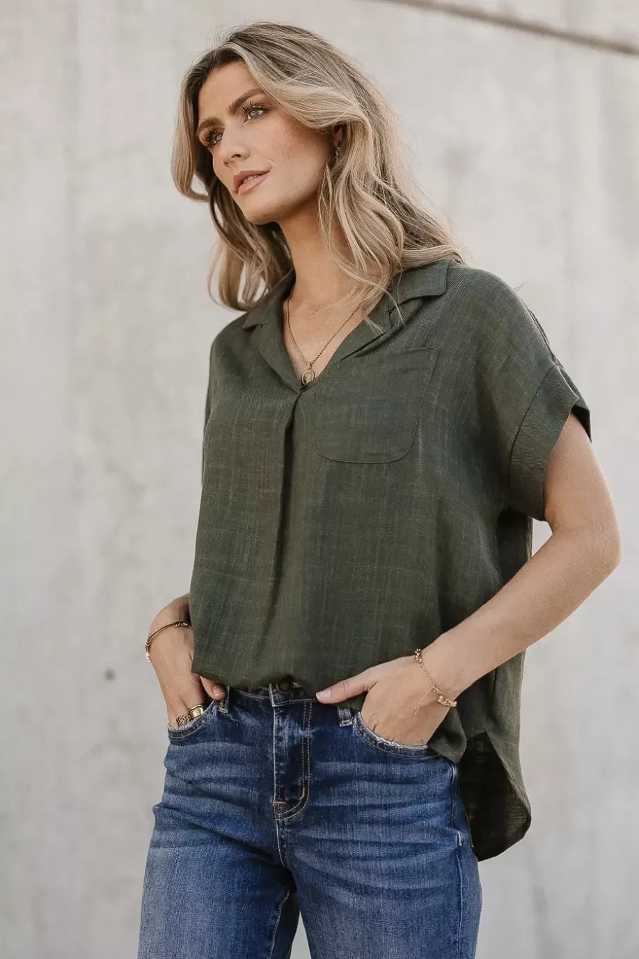 Store Kylar Collared Top in - FINAL SALE BLOUSES | BLOUSES