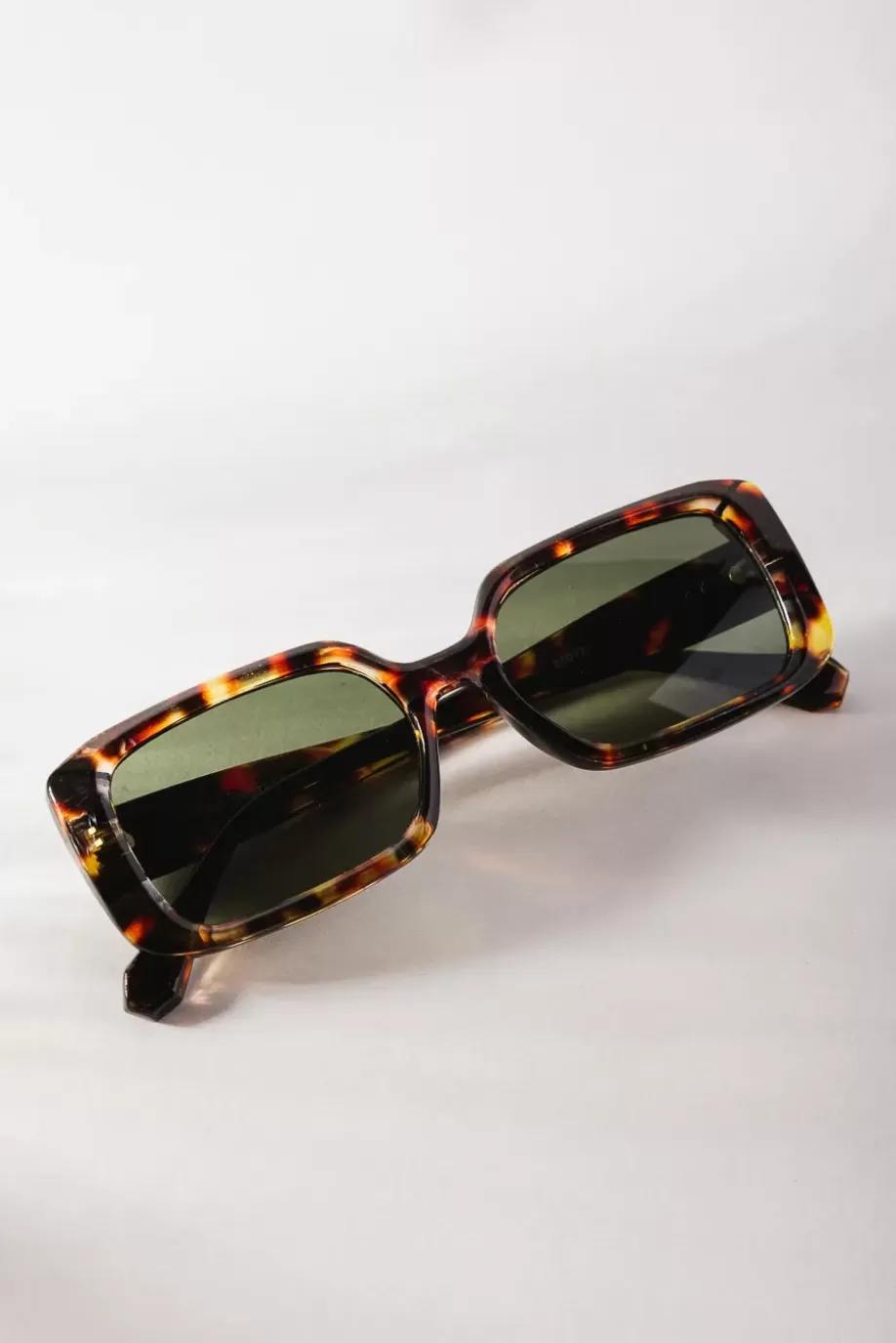 New Lauryn Sunglasses in SUNGLASSES