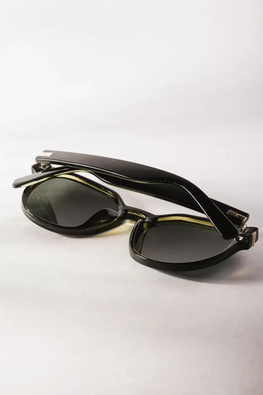 New Madolin Sunglasses in Dark Green SUNGLASSES