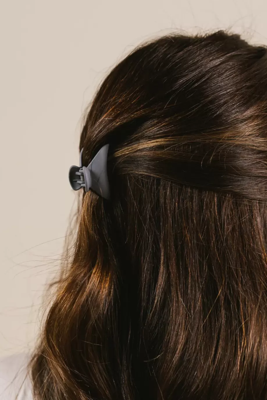 Shop Matte Claw Clip in HAIR ACCESSORIES | HAIR ACCESSORIES