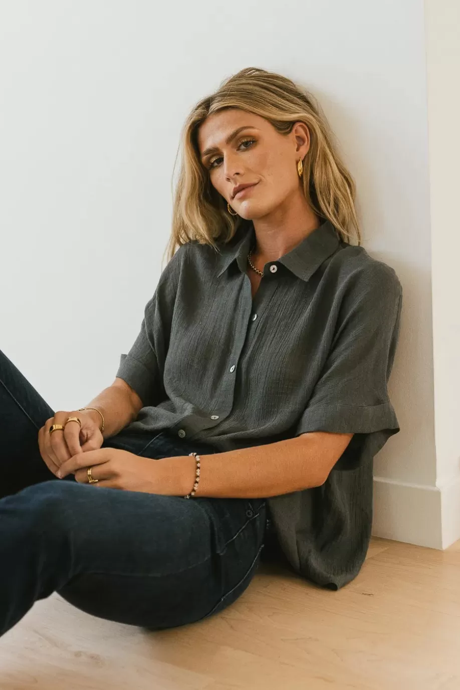 Best Nadia Button Up Top in - FINAL SALE BUTTON DOWN