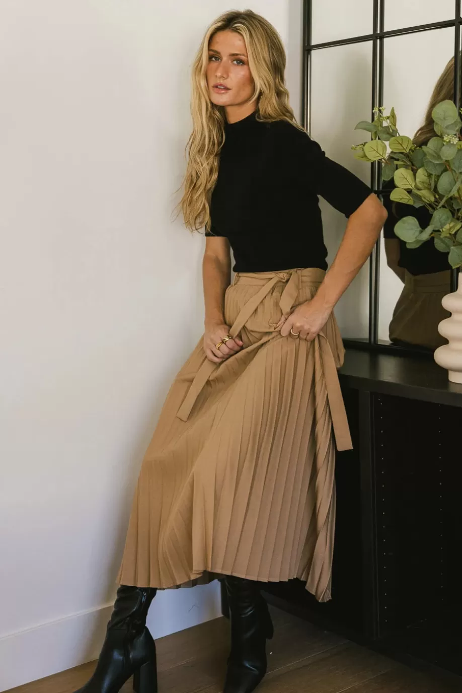 Cheap Neve Pleated Skirt in - FINAL SALE SKIRTS