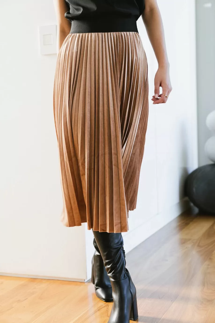 Best Zoe Velour Skirt in - FINAL SALE SKIRTS